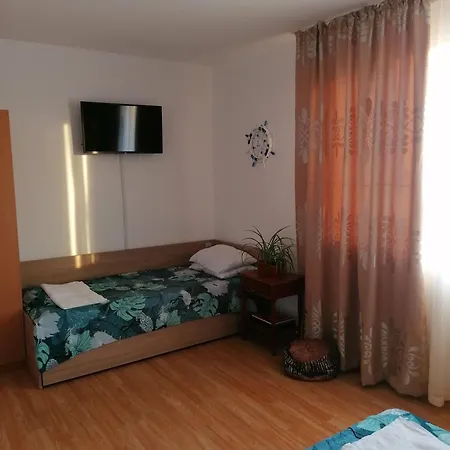 захариеви 4 Apartment *